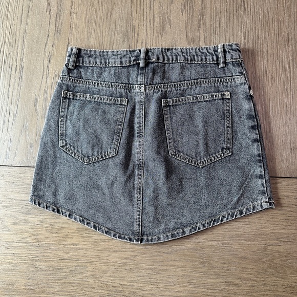 Le Lis Black Denim Mini Skirt Size Small - Picture 4 of 9
